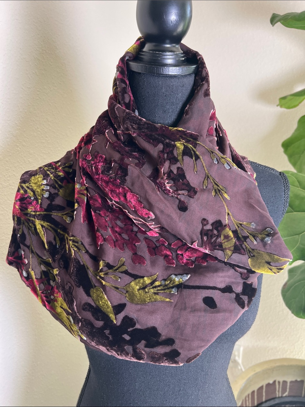Valentin FRAAS Vintage Semi-Sheer Textured Floral Devour Burnout Velvet Scarf